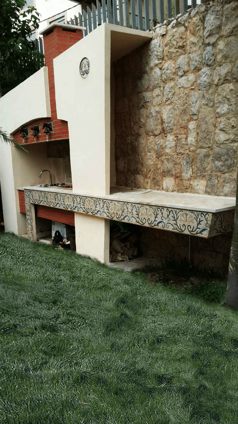 Ayten - Flower Mosaic Art Border | Luxury Handcrafted Stone Mosaic