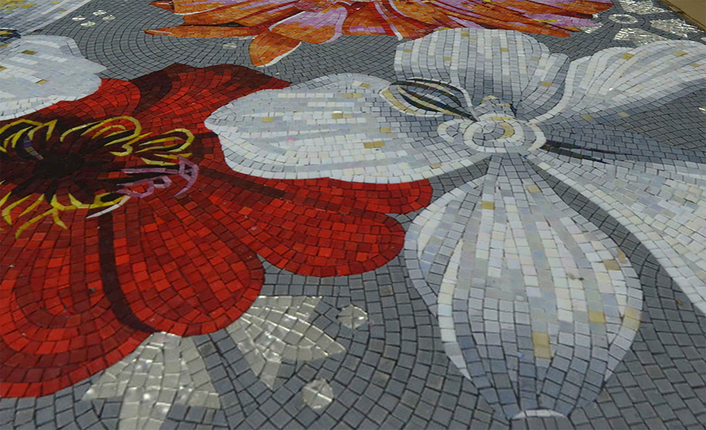 Red & White Botanical Blooms – Large Floral Glass Mosaic Feature Wall Art - Mesh Backing