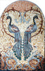 Мозаичная плитка с павлинами на стене