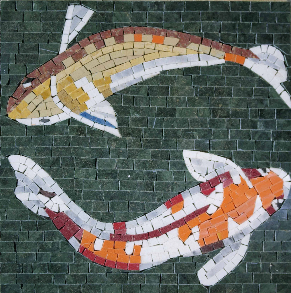 Mosaico di pesci fatto a mano: Duo Koi bianco, arancione e giallo sereno