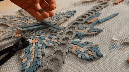 Motivo geometrico a stella - Percorsi in mosaico di marmo - Supporto in rete
