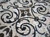 Von Arabesken-Marmorteppichen inspiriertes Mosaik