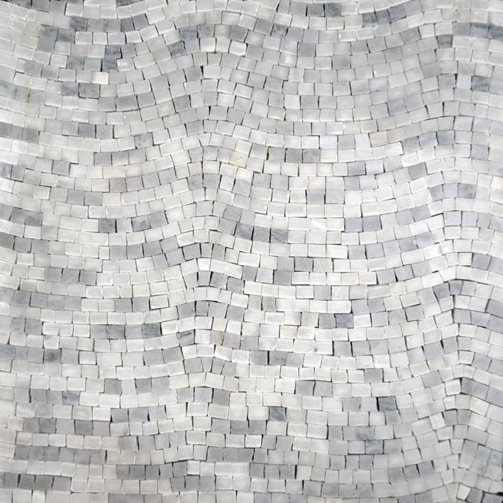 Folha de mosaico de quartzo de destaque-cinza acromático