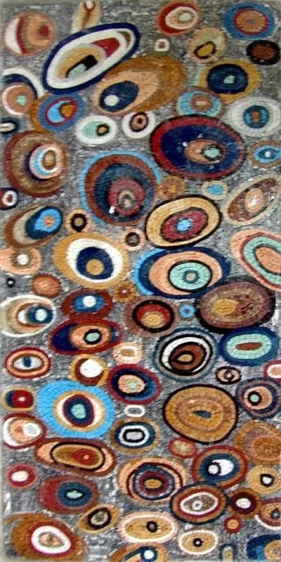 Cerchi in mosaico di marmo