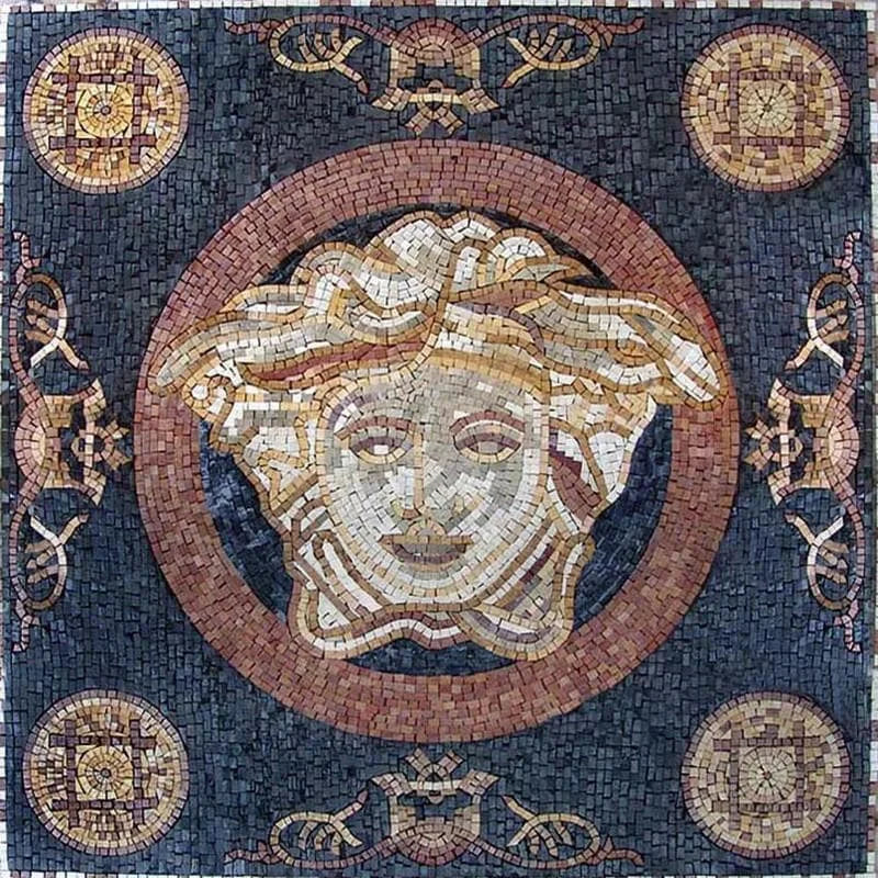 Pannello in mosaico di marmo - Ritratto di Medusa