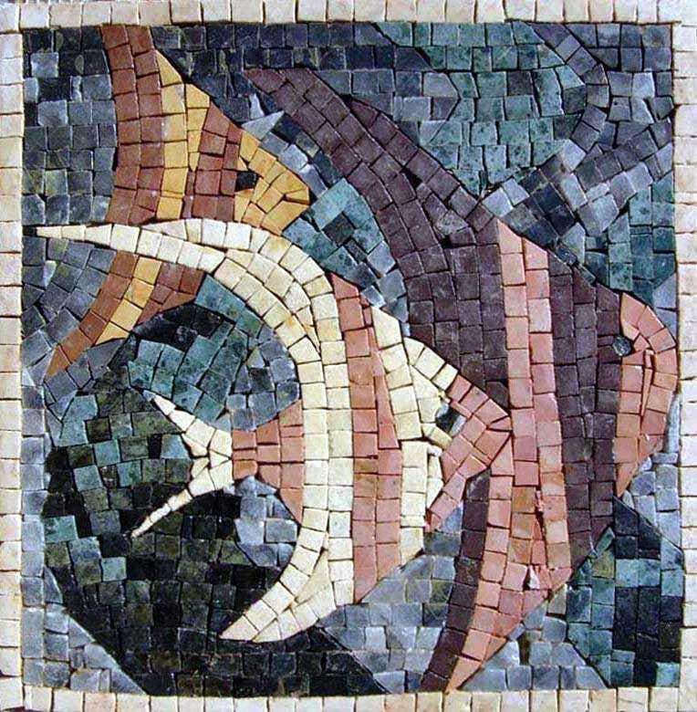 Mosaico di pesci colorati