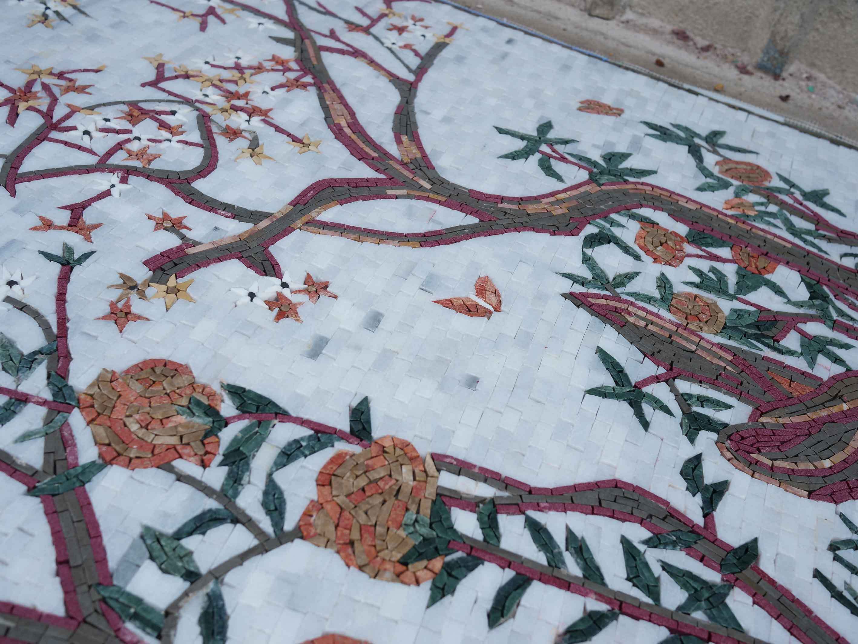 Spring Button Mosiac Spring Tree Mosaic Art | Flowers And Trees | Mozaico