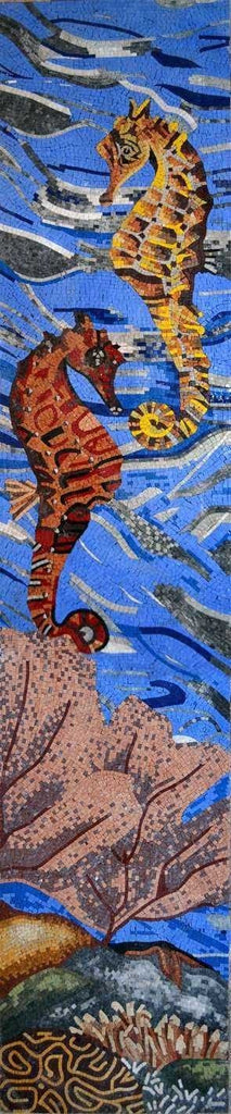 Mosaico con scena nautica di cavallucci marini fatto a mano