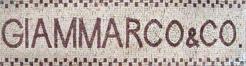 Arte em mosaico de pedra com logotipo personalizado