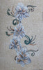 Arte del mosaico con fiori pendenti