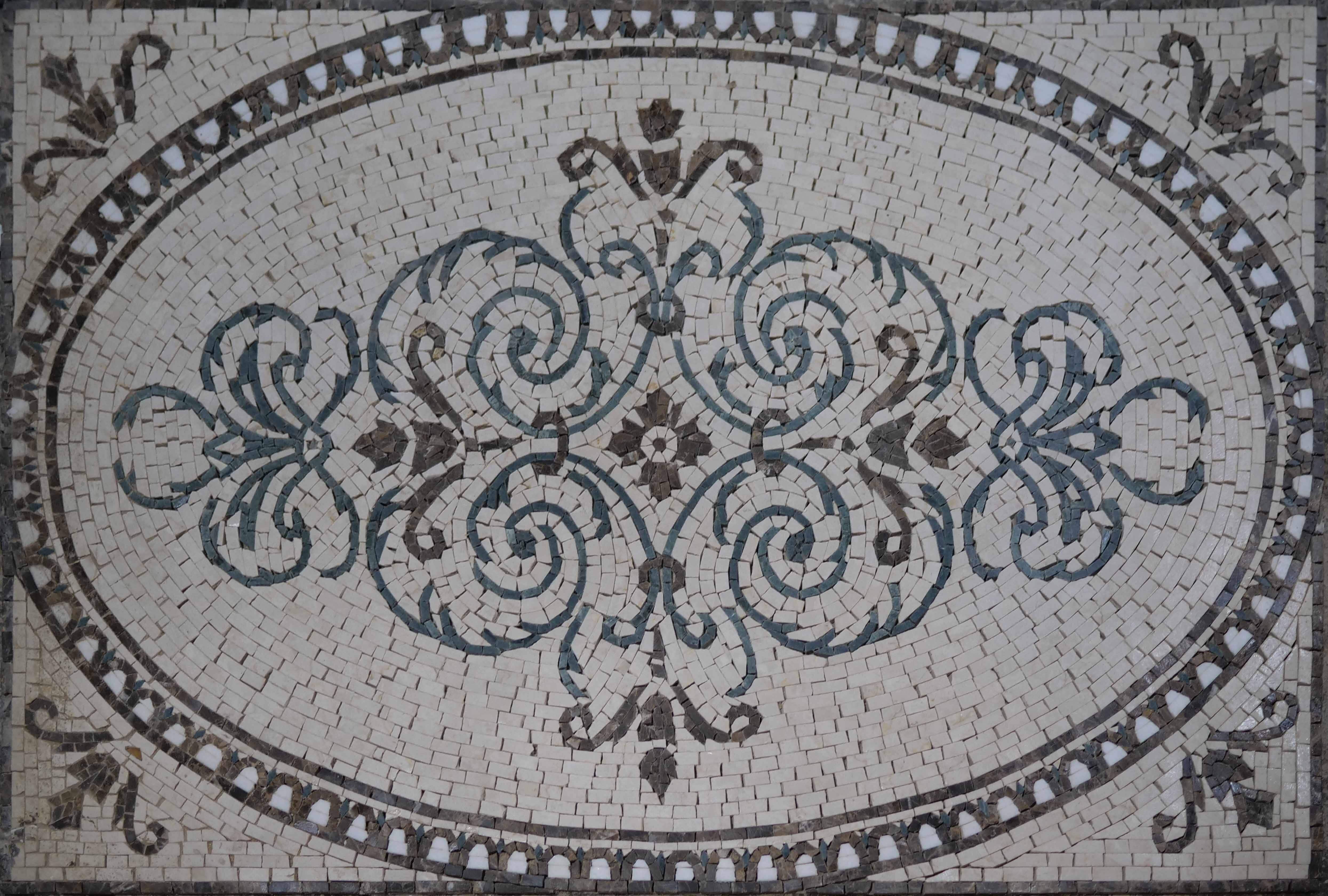 Landia Arabesque Mosaic Rug | Clearance | Mozaico