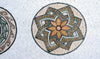 Cinque medaglioni a mosaico geometrico