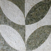 Mosaik-Design mit grünem und weißem Akzent