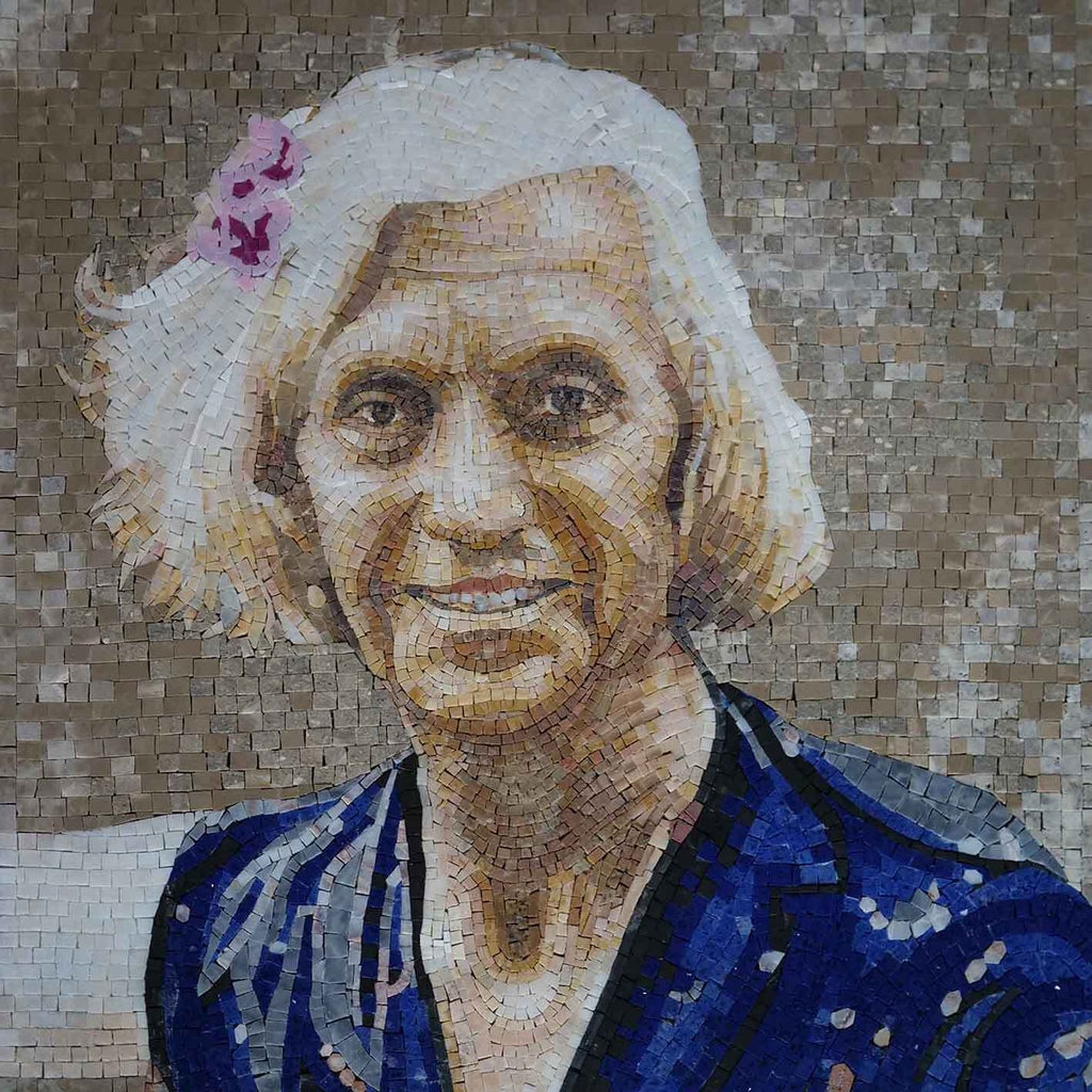 Arte em mosaico - retrato de velha senhora
